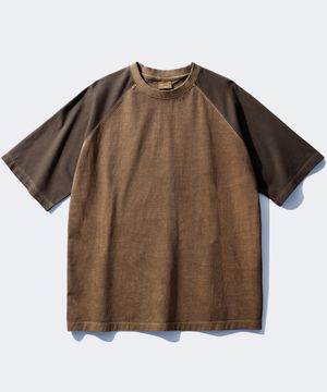 카브드 투톤 피그먼트 반팔 브라운 JUST4625