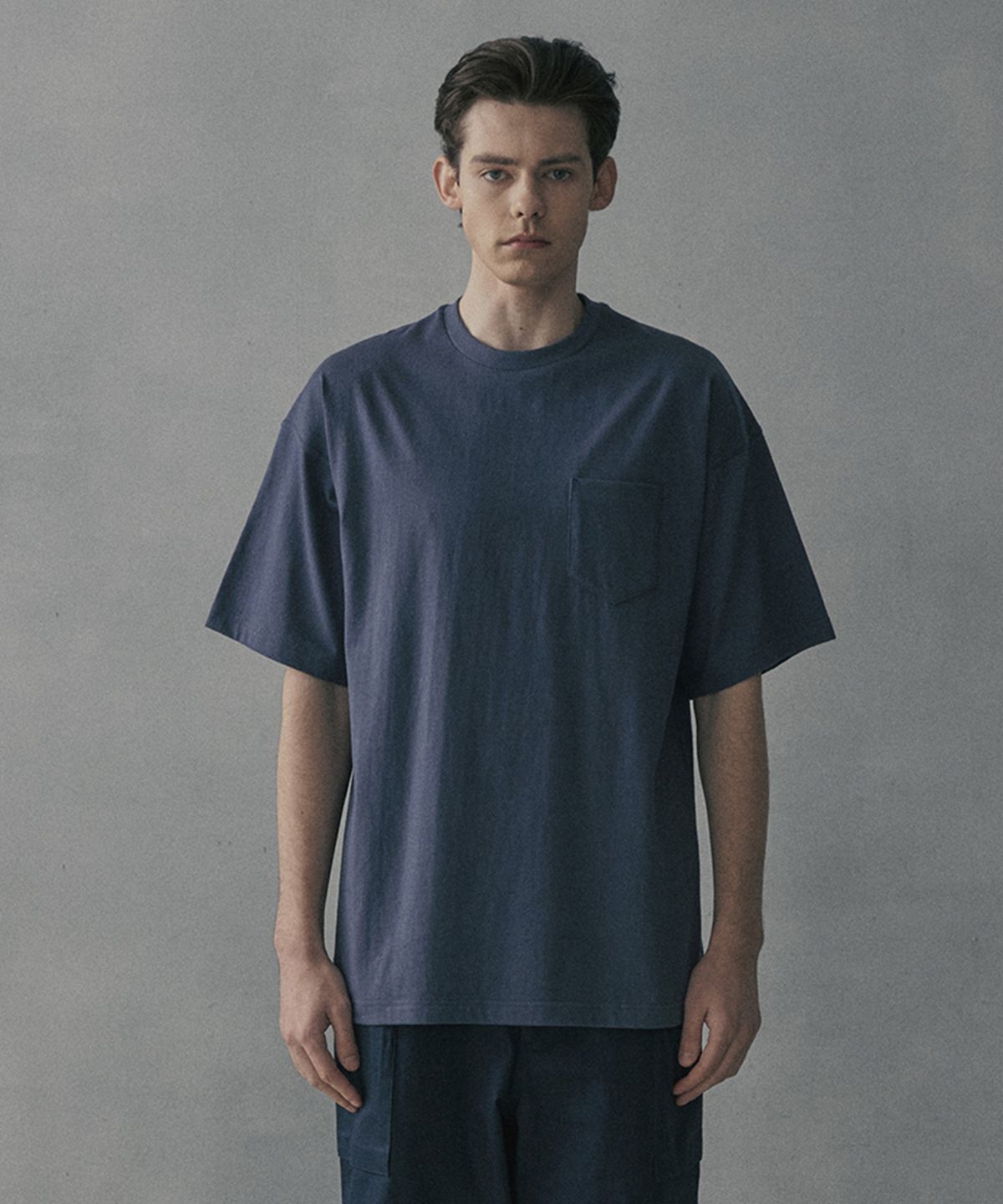 엠프(AMF) Loosed Pocket T-Shirt - Navy
