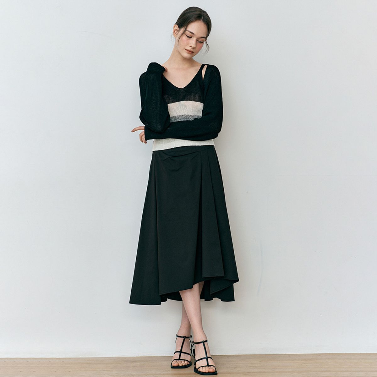 웬스데이딜라잇(WEDNESDAY DELIGHT) WD_Irregular pleated skirt_BLACK