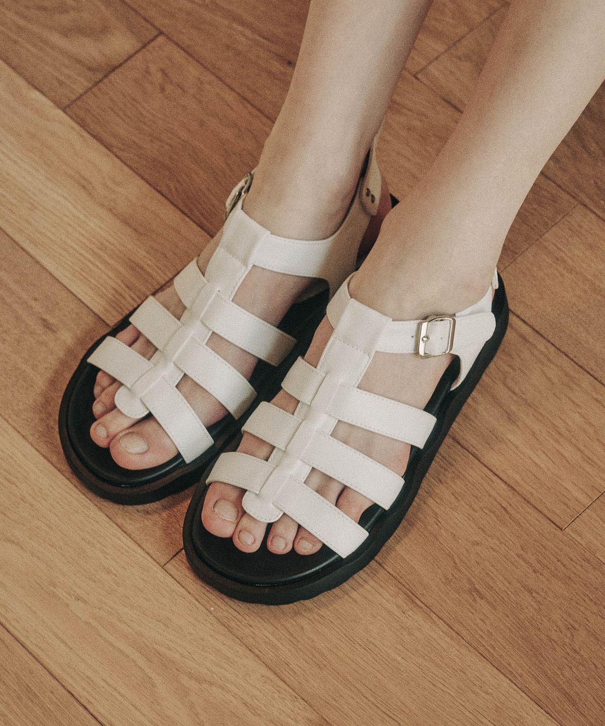 솔트앤초콜릿(SALT AND CHOCOLATE) 리브 소프트 폼 피셔맨 샌들  412424006 (2.2cm/2colors)