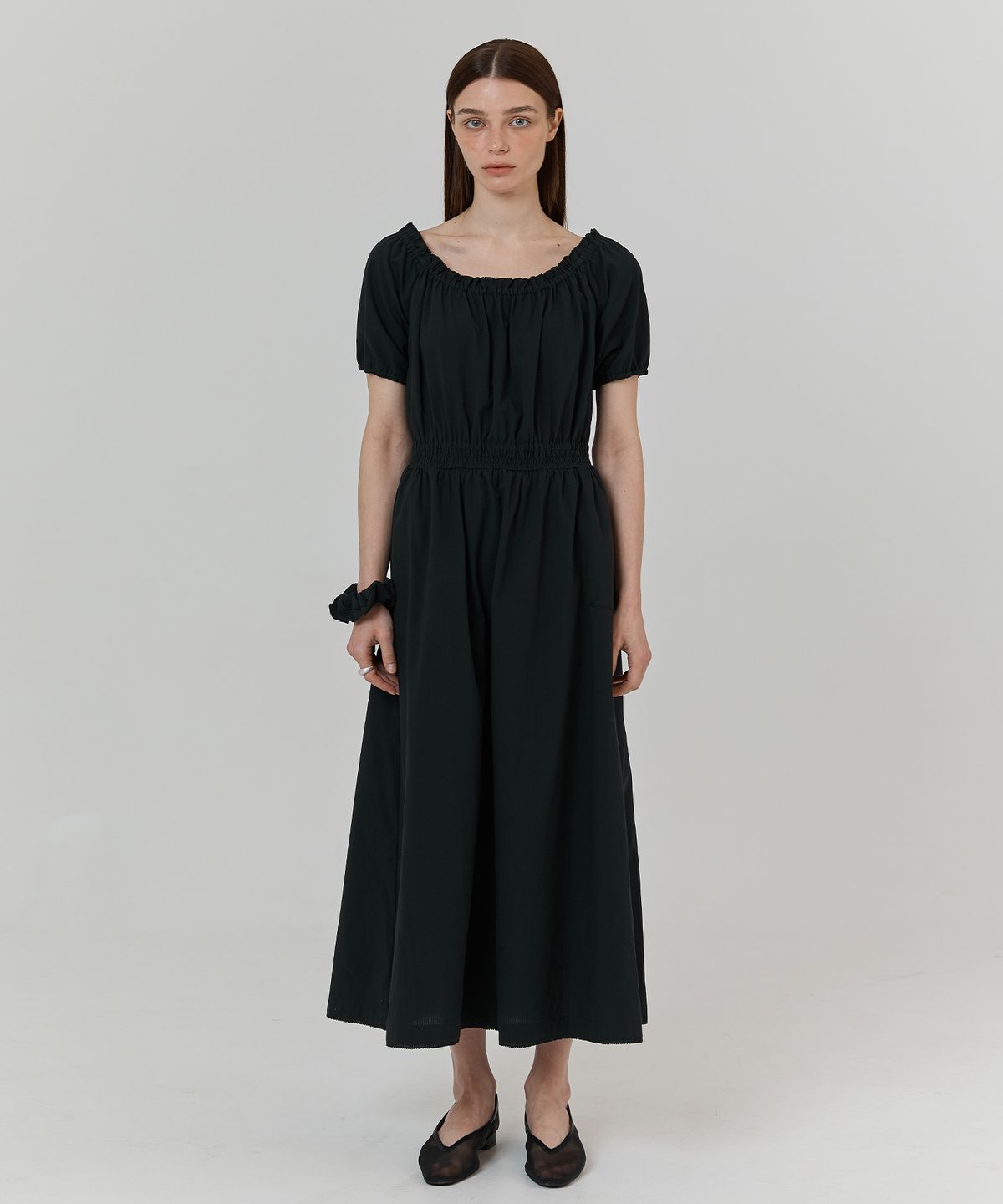 하우스 오브 폰드(HOUSE OF POND) Classic off-shoulder dress (Black)