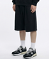 원턱 스웨트 버뮤다 쇼츠 블랙