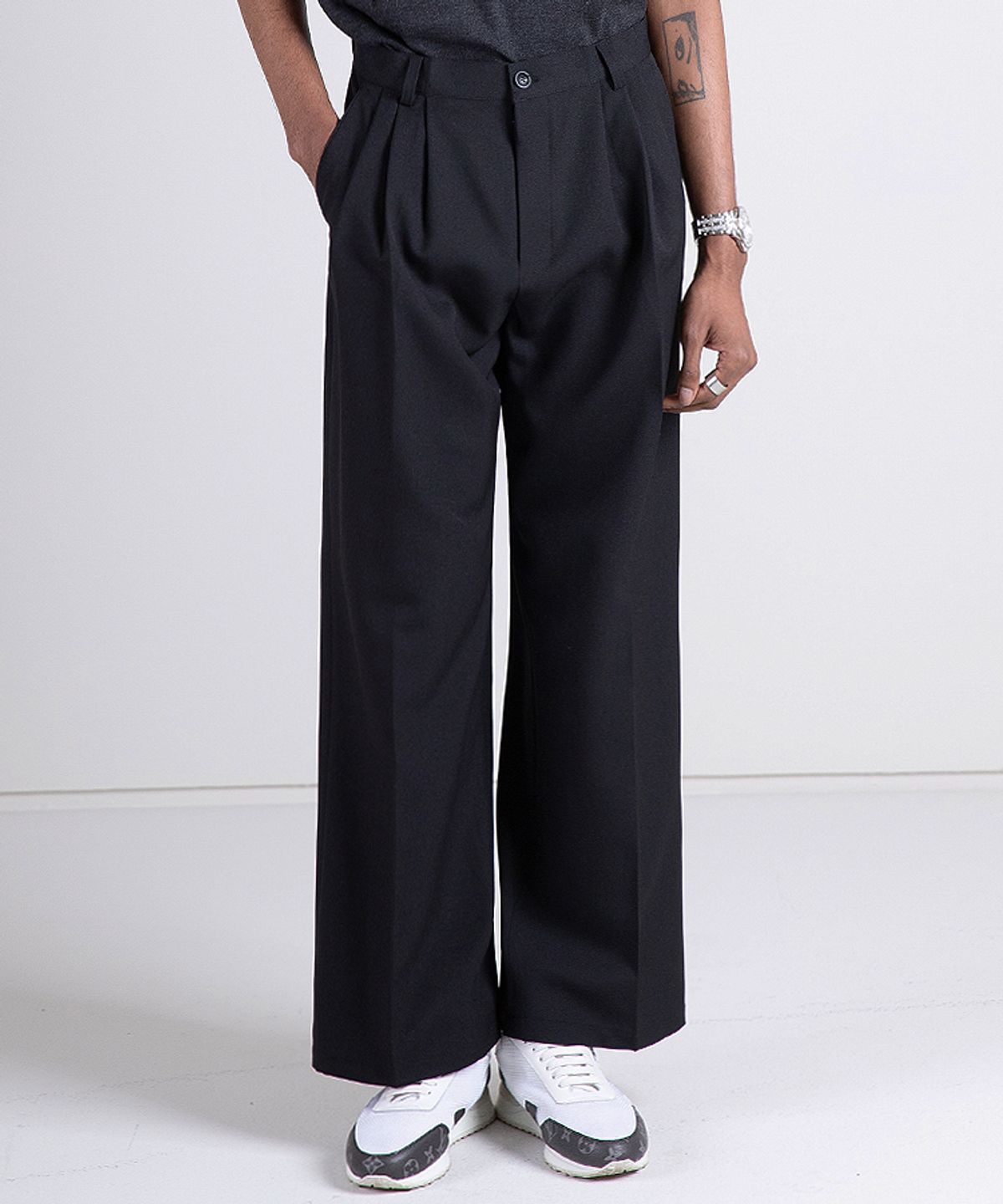 스트라이크(STRIKE) Pleated T/R Blend Wide Trousers (4COLOR)