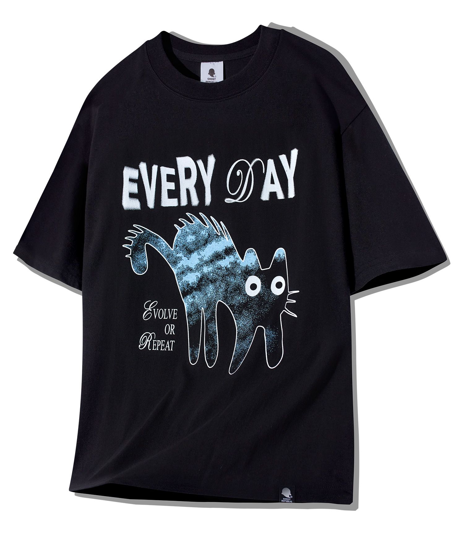 MUSINSA公式 | GHOST REPUBLIC Melting Cat Overfit Short