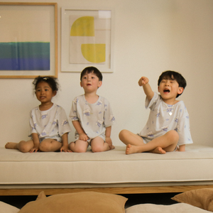 반팔 라운지웨어_우르스 비올레