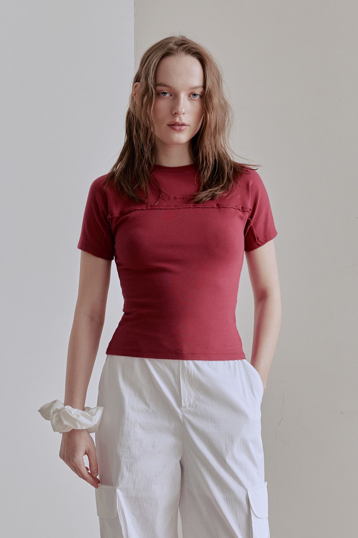 애프터아워즈(AFTERHOURS) RAW CUT LINE HALF TOP (CURRANT)