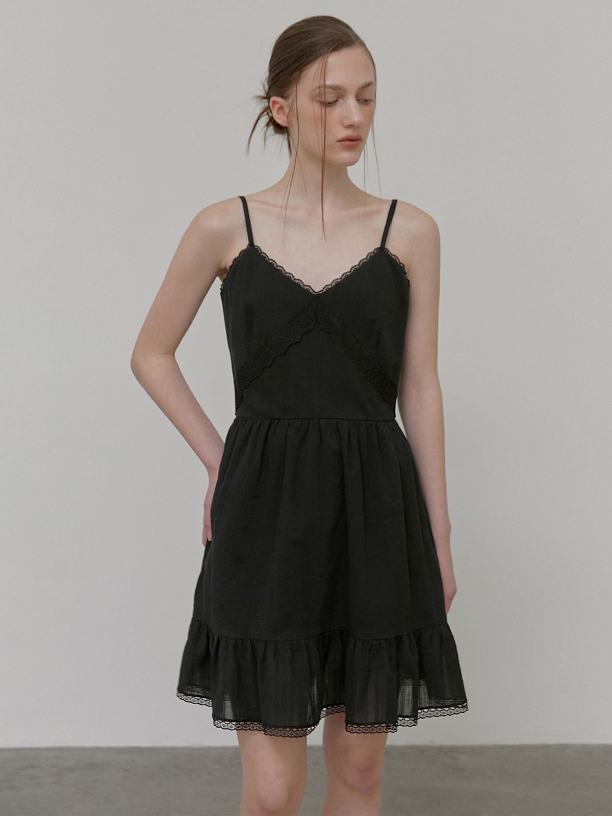 에트몽(ETMON) Slip Lace Mini Dress, Black