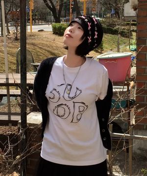 스텐다드 메탈 로고 티셔츠