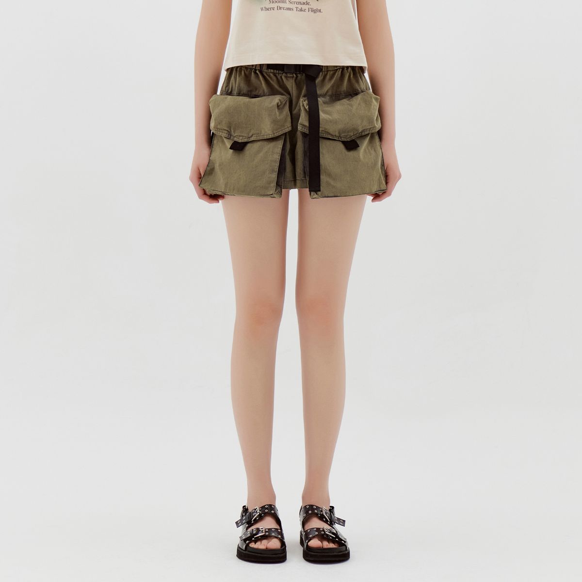라라폭스(LALAFOX) BELT POINT CARGO SHORT PANTS KHAKI BQ2WP023