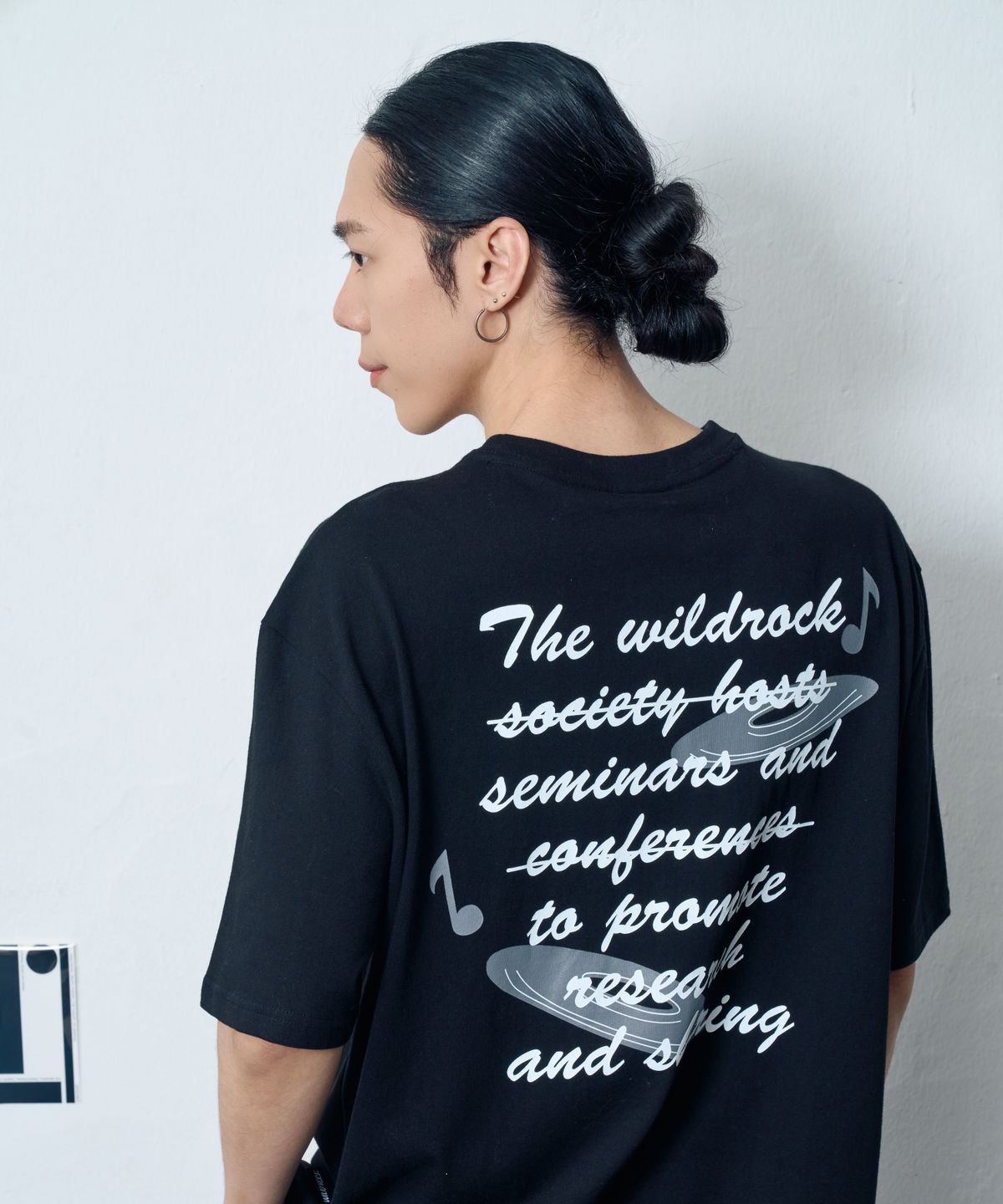 와일드락(WILDROCK) 와일드 레코즈 온 반팔 티셔츠_블랙