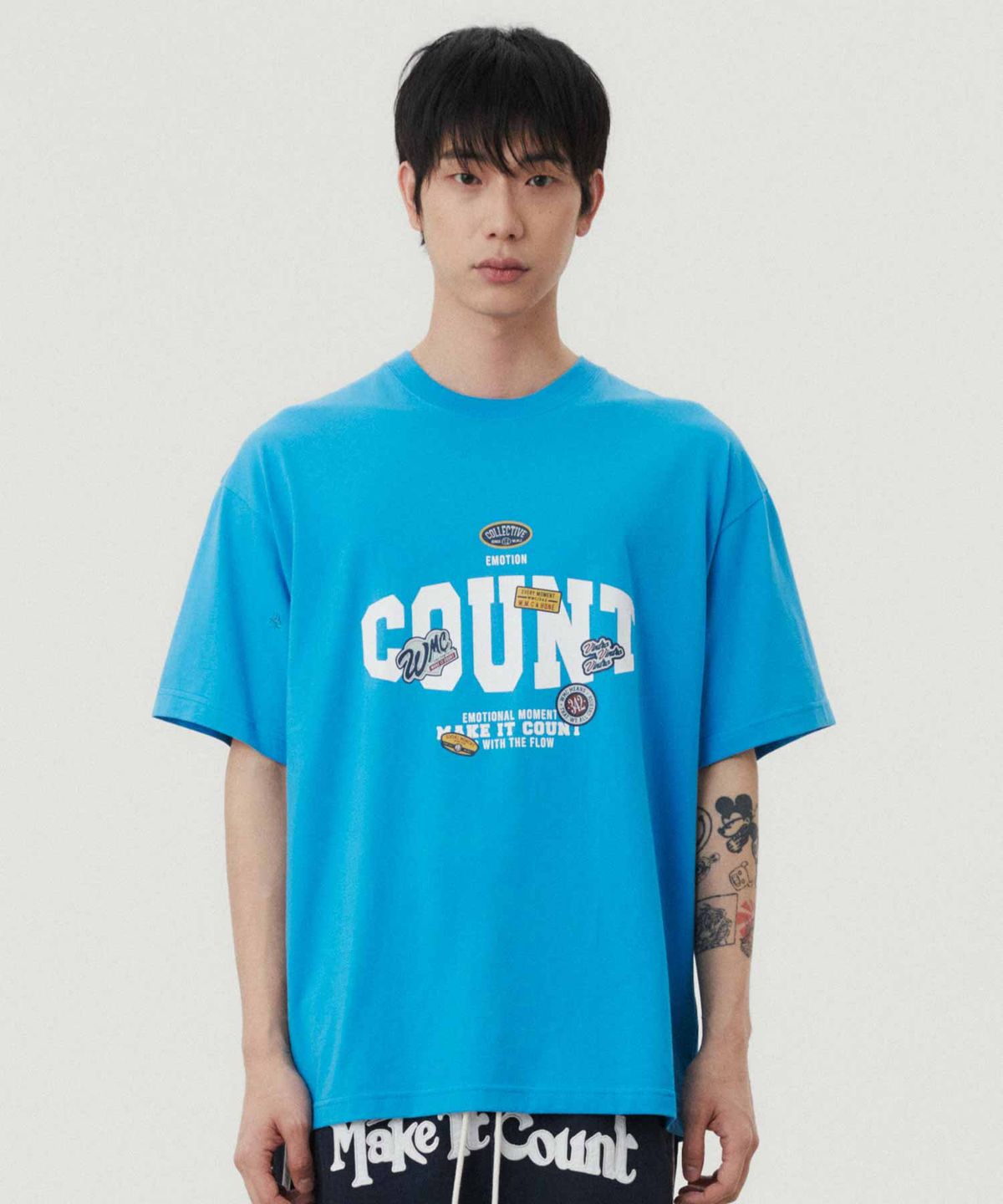 더블유엠씨(WMC) 키치 와펜 티셔츠_BLUE
