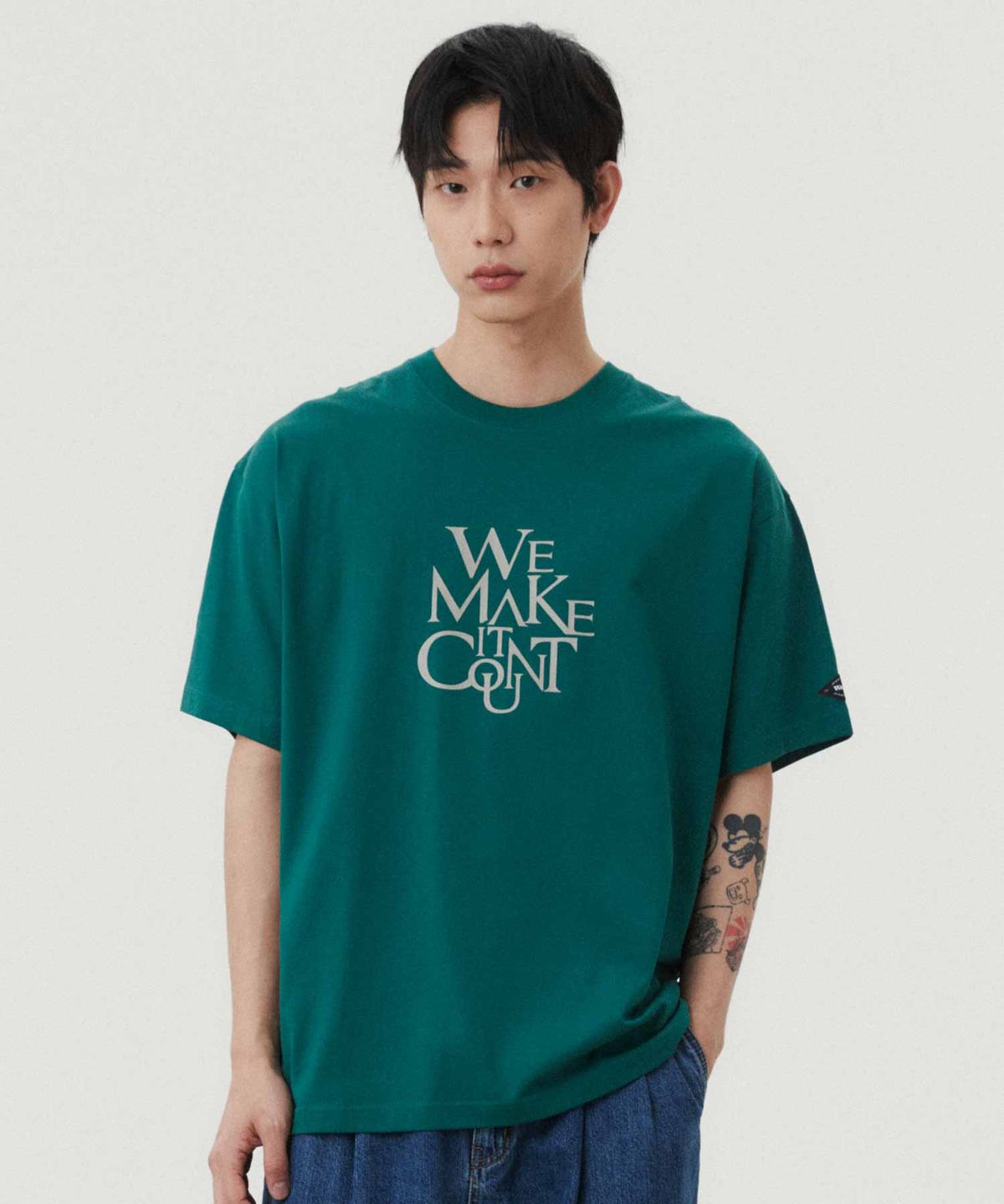 더블유엠씨(WMC) 프렌치 레터링 티셔츠_GREEN