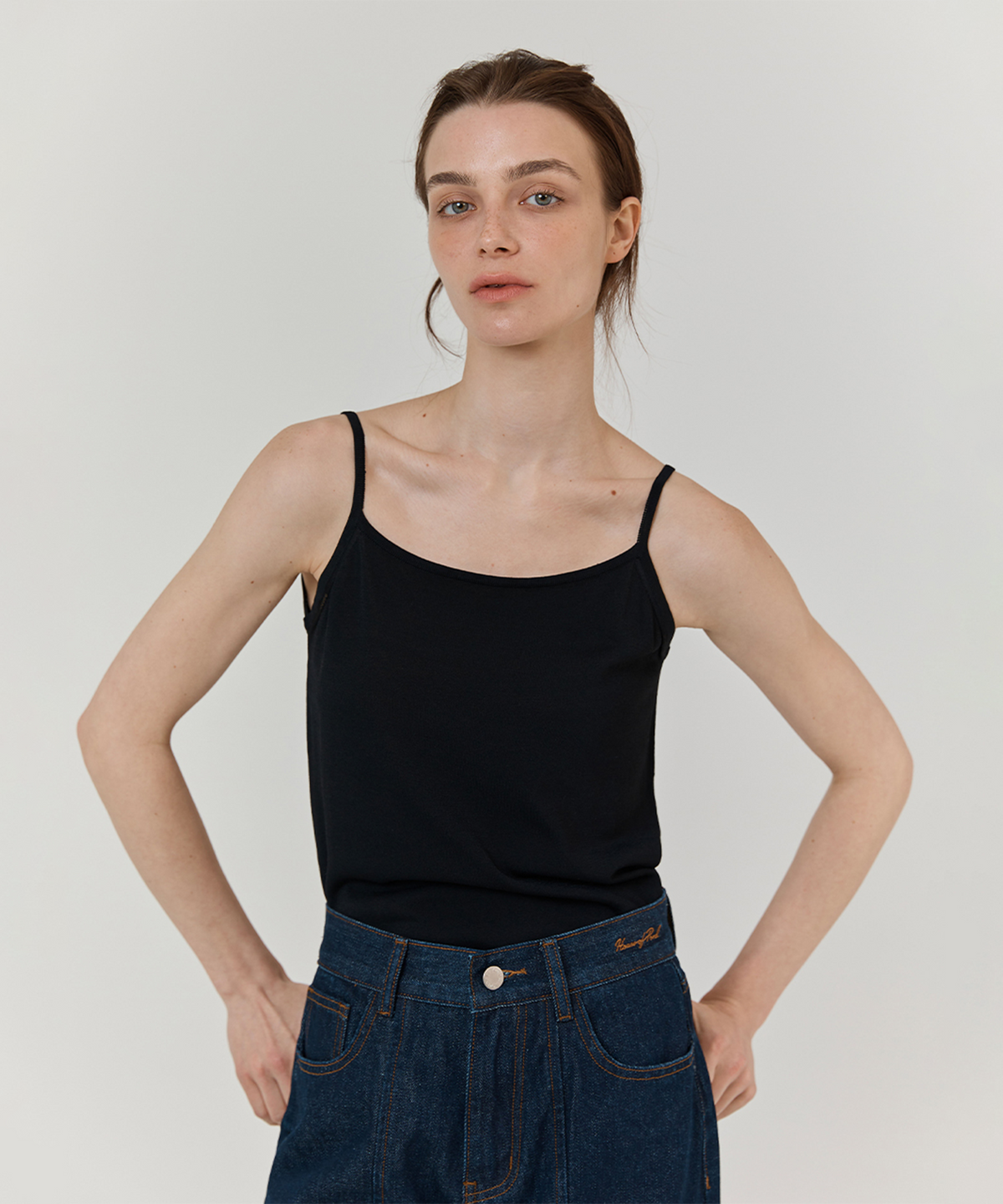 하우스 오브 폰드(HOUSE OF POND) Silky knit slip top (Black)