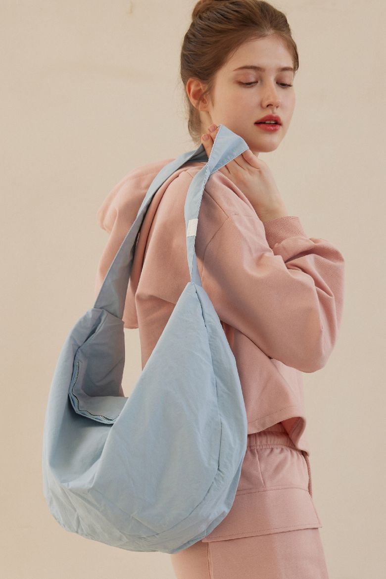 엔타르티카 크로스슬링바디백_스카이블루