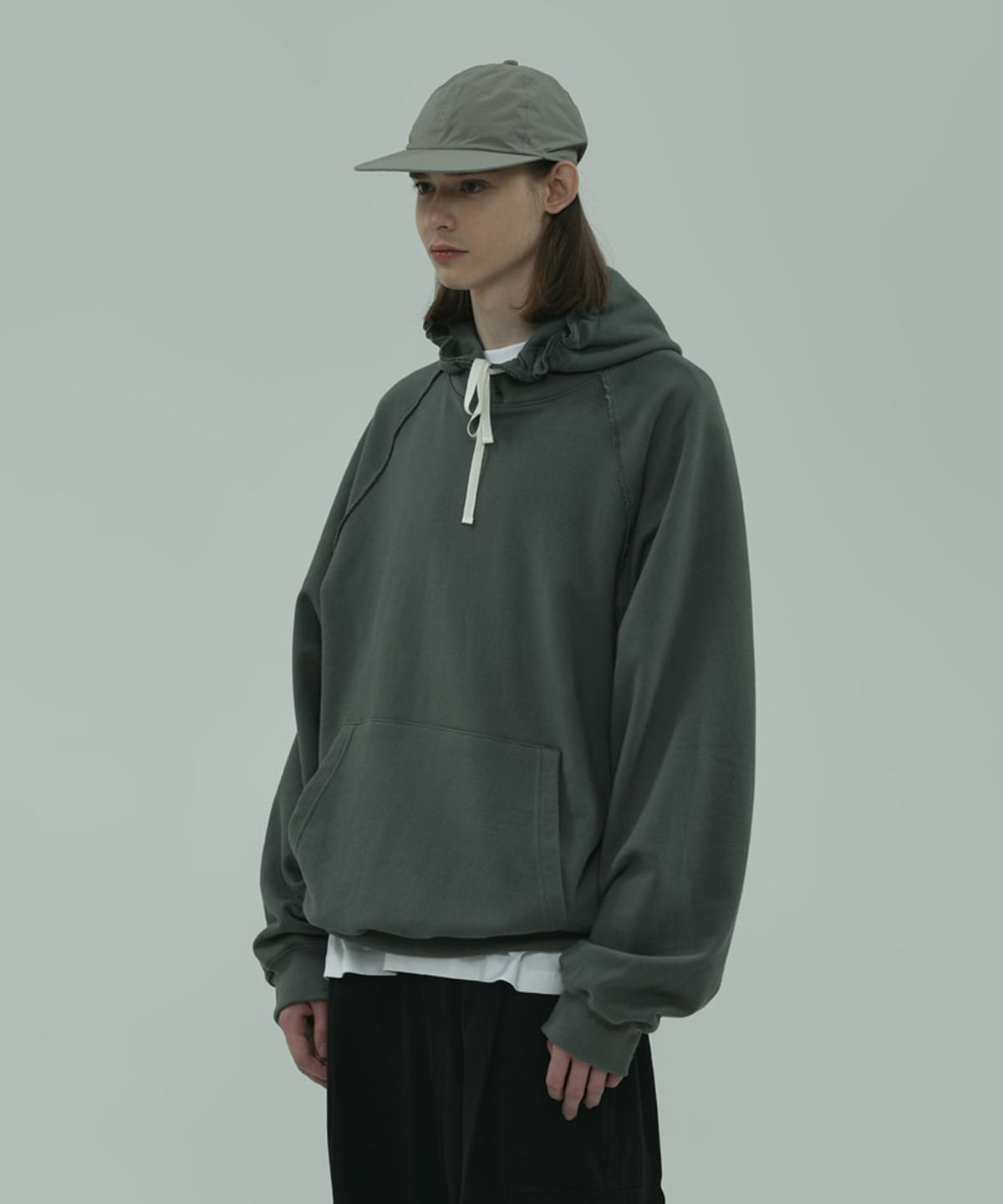 아이아우어(IOUWER) distressed hoodie emerald green
