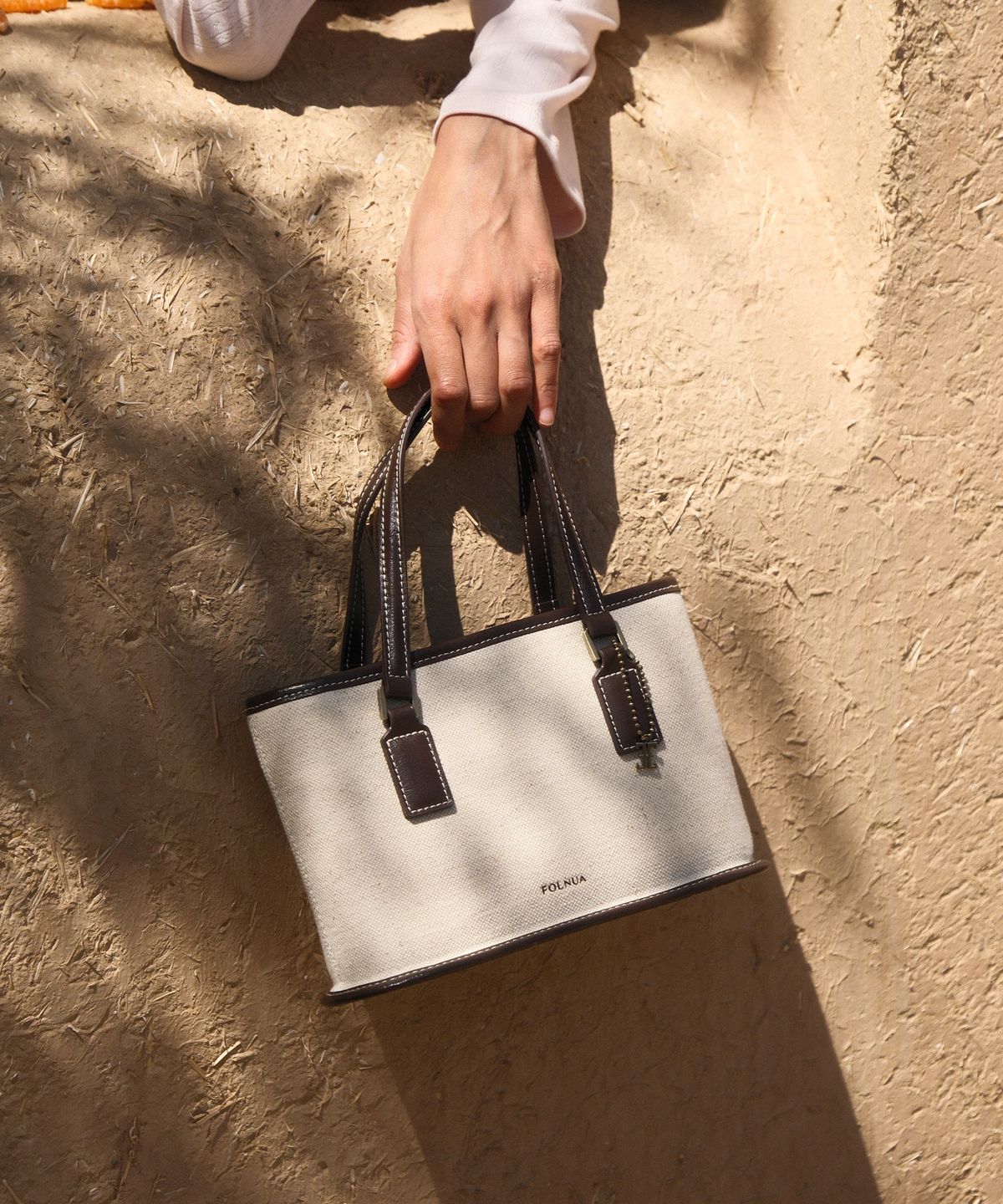 폴뉴아(FOLNUA) MINI BOROUGH BAG [BROWN - CANVAS]