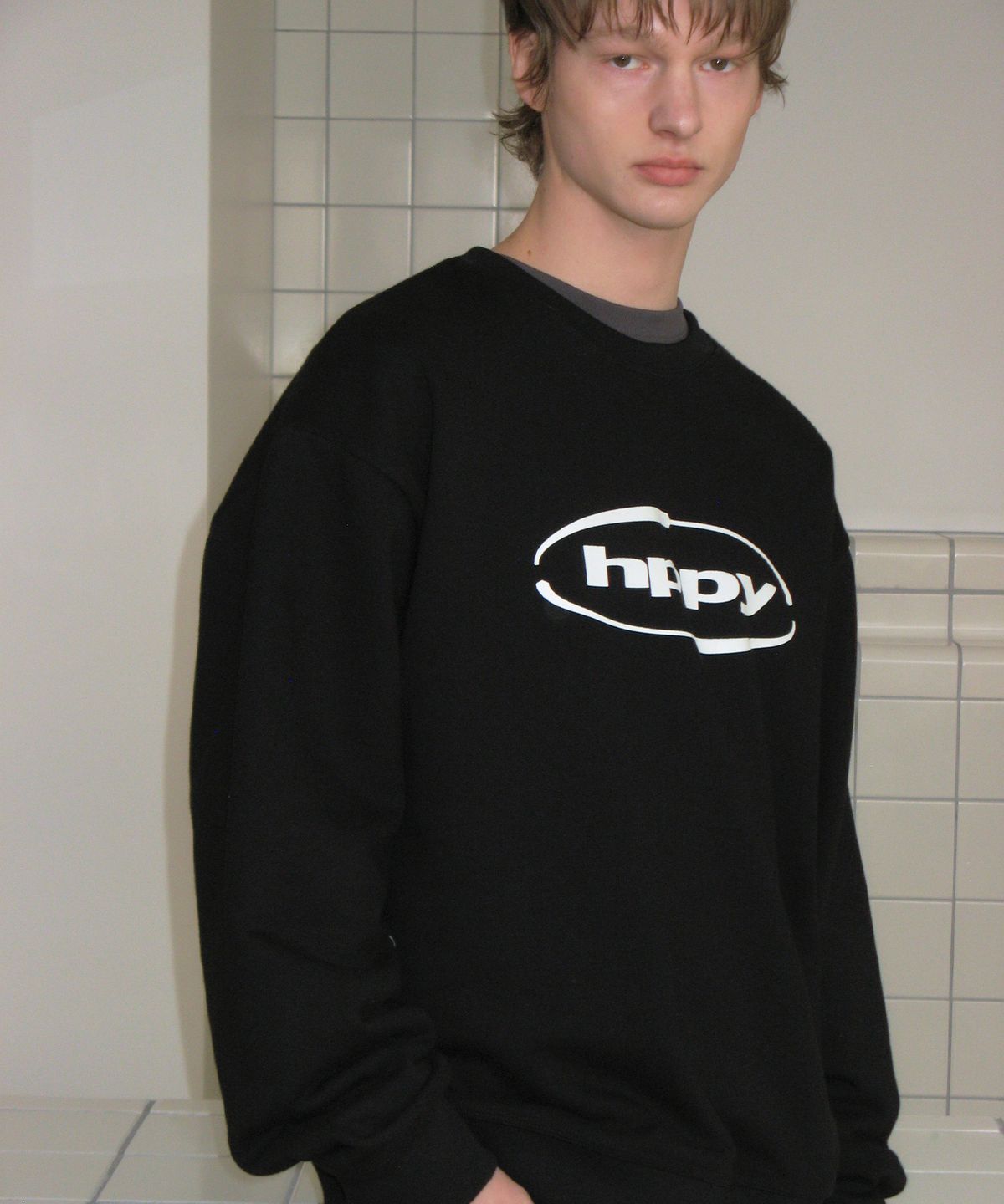 에이치피피와이(HPPY) NEW LOGO OVER FIT SWEATSHIRT - BLACK