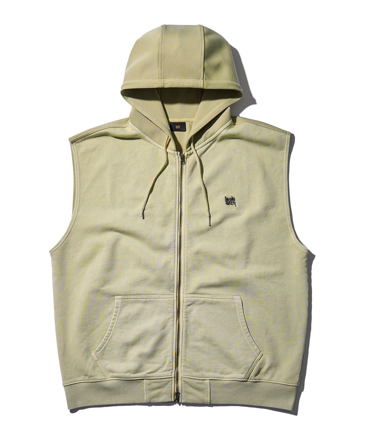 브라운브레스(BROWNBREATH) TAG PIGMENT HOOD VEST - BEIGE