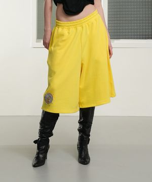ROSE EMBLEM BERMUDA SWEATPANTS [YELLOW]