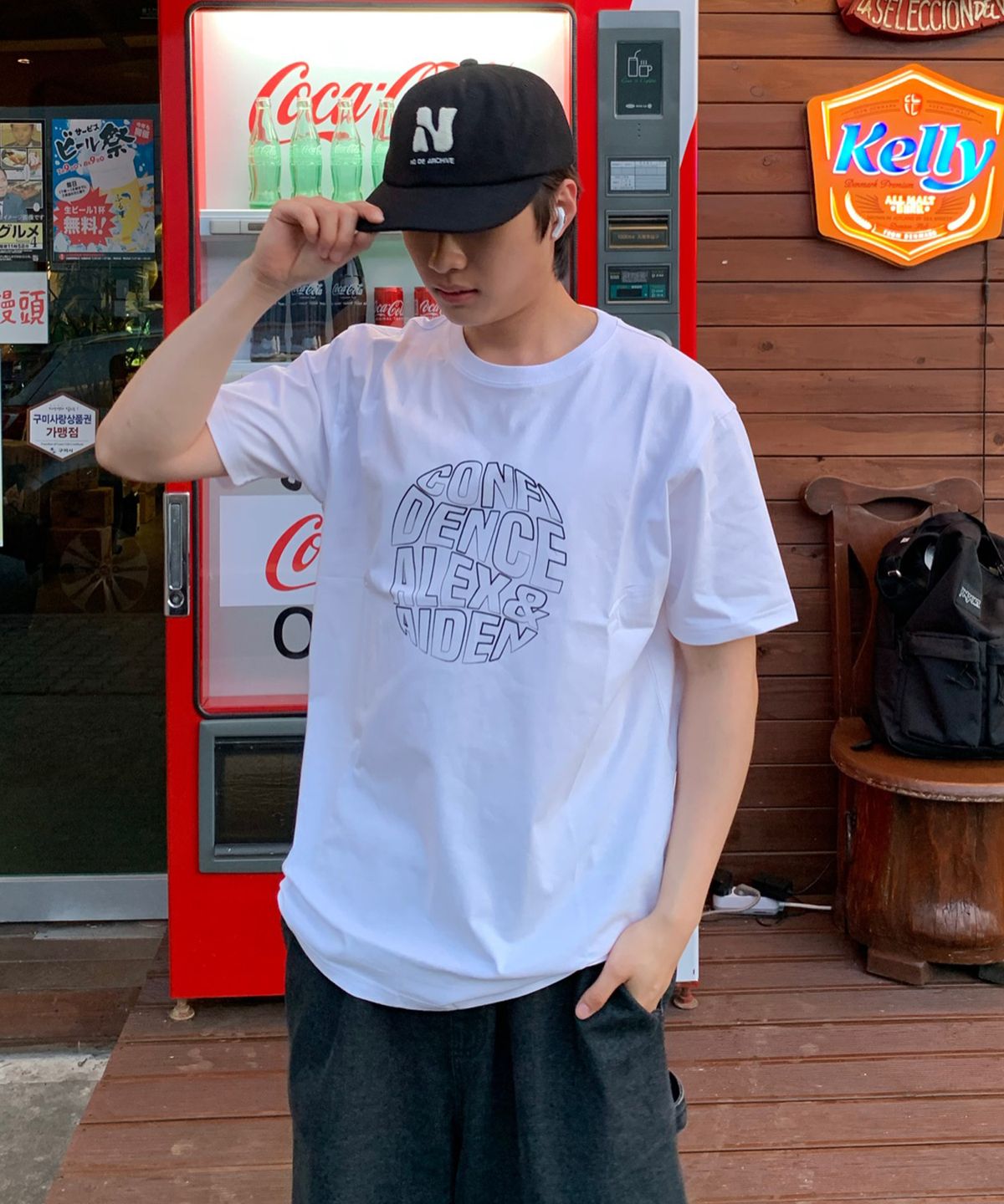 알렉스앤에이든(ALEXNAIDEN) 써클 라인 반팔티(화이트+블랙)