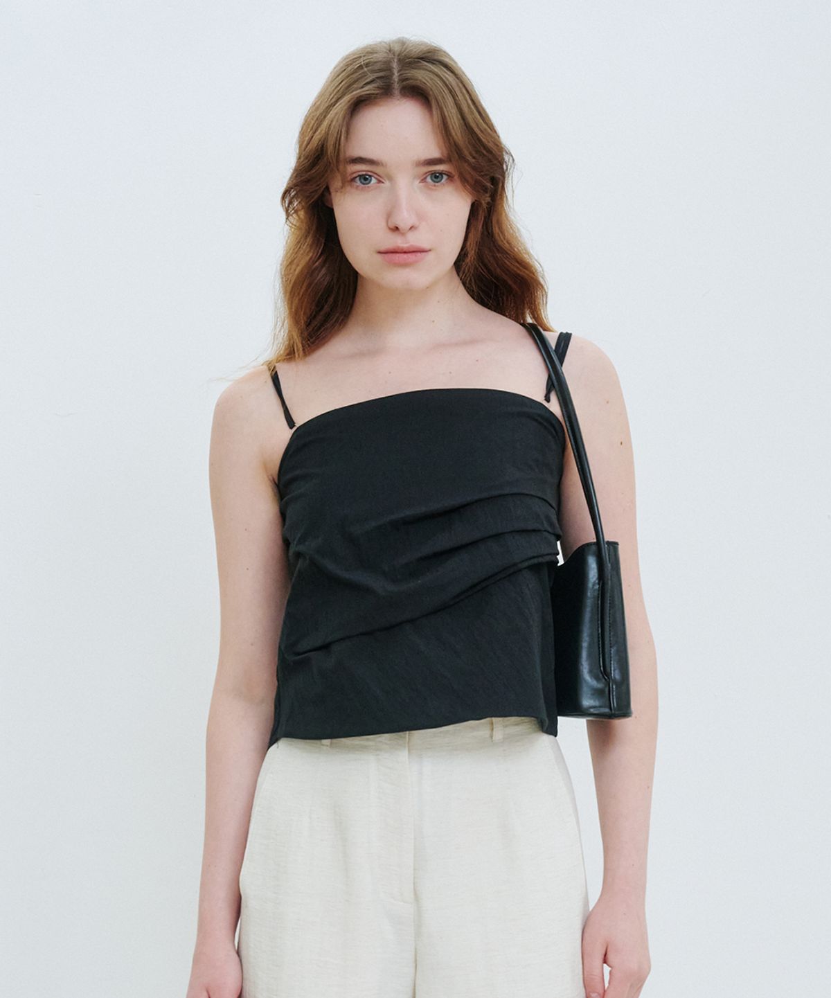 모헤(MOHAE) Pin shirring top _ black