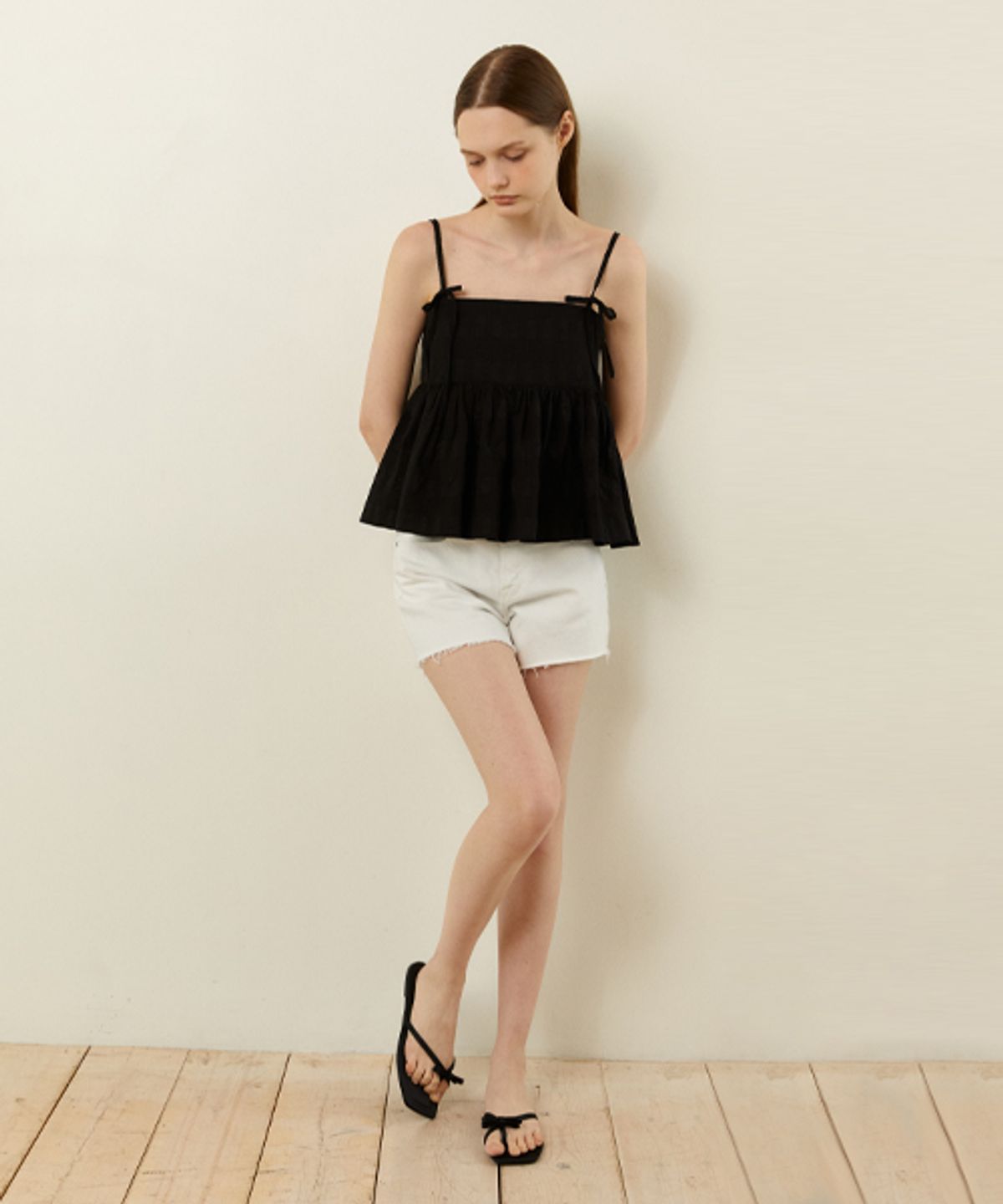 레이디 볼륨(LADY VOLUME) JACQUARD COTTON STRING TOP_BLACK