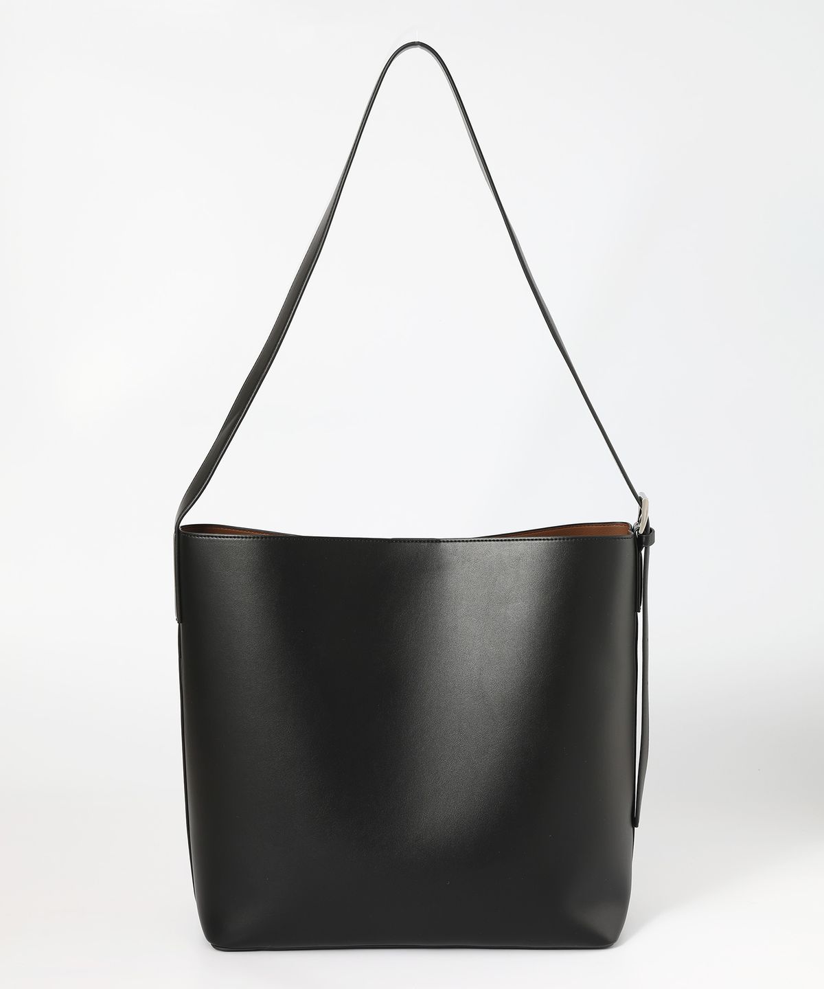 옐로우스톤(YELLOWSTONE) Square Vegan Leather bag - Black