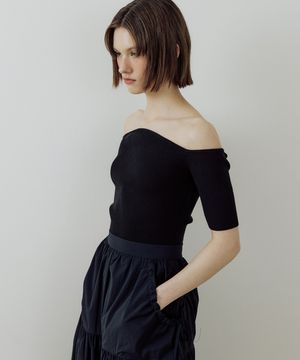 Upper Lips Knit (black)