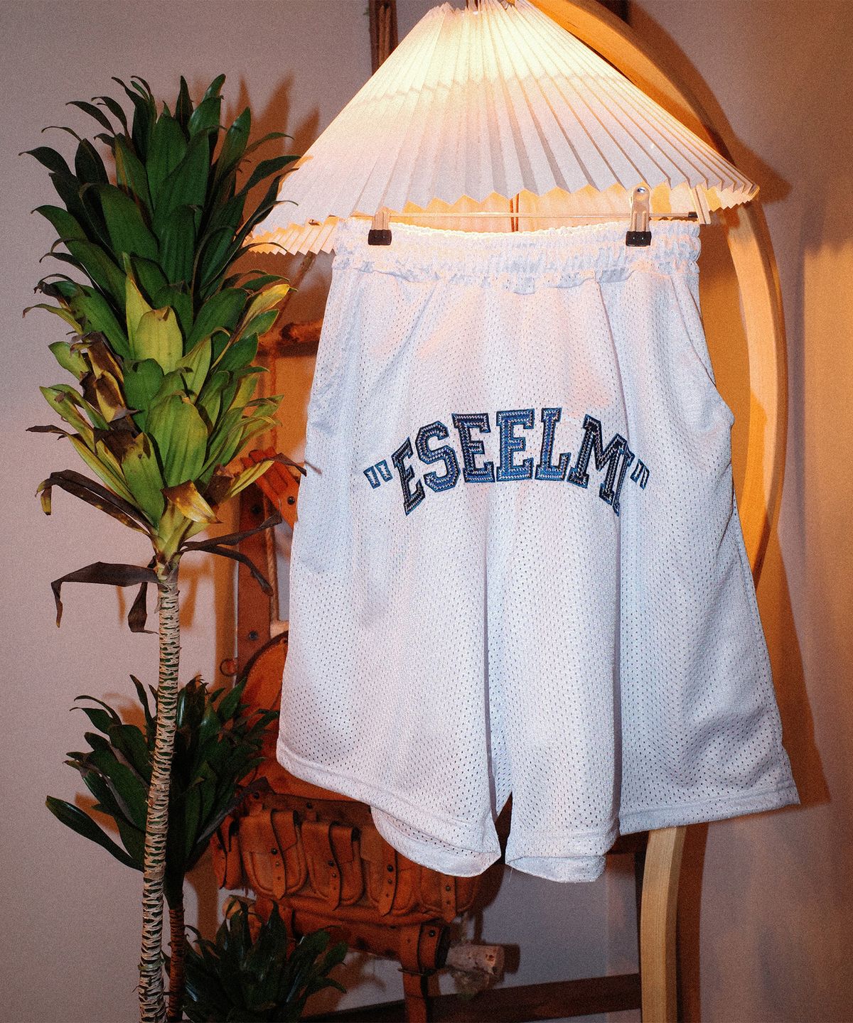 에씰미(ESEELMI) CALI MESH PANTS