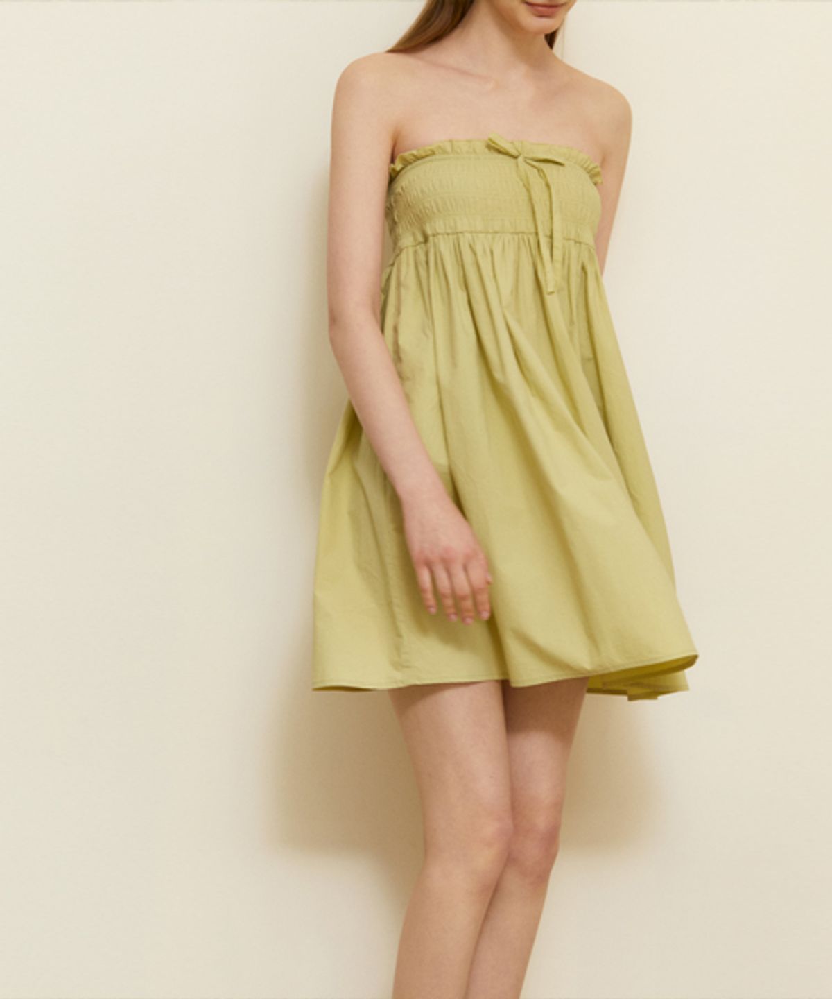 레이디 볼륨(LADY VOLUME) OFF-SHOULDER SHIRRING DRESS_GREEN