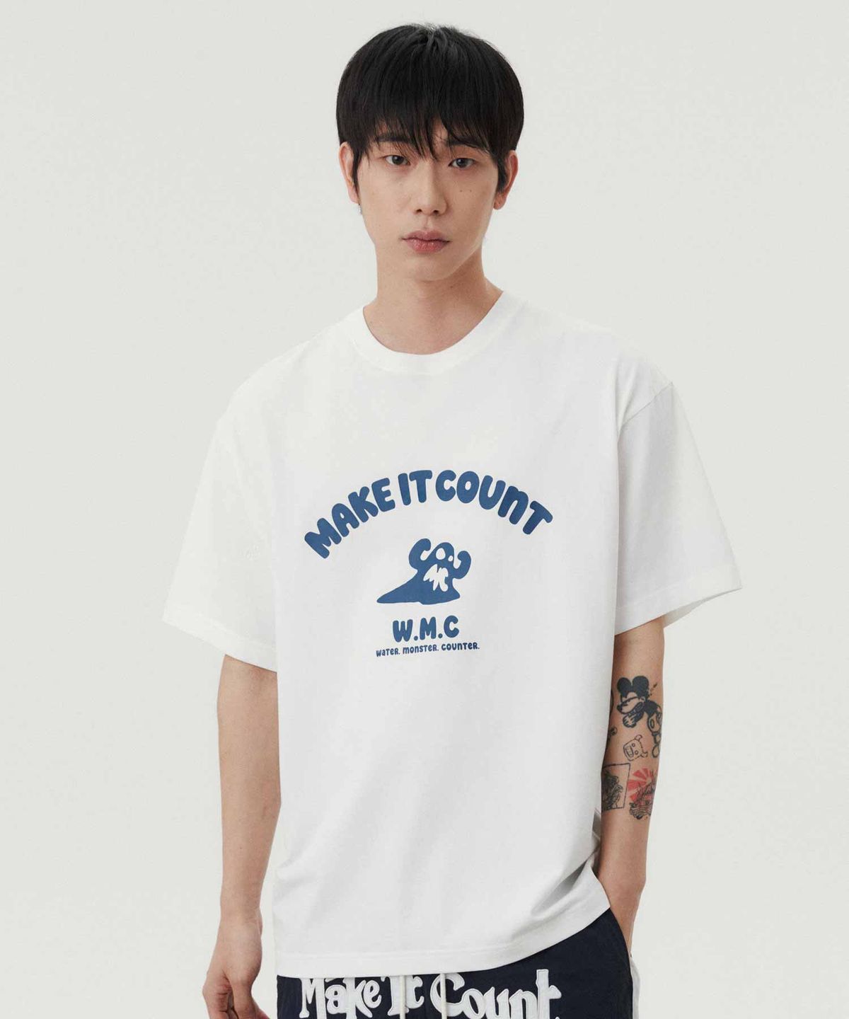 더블유엠씨(WMC) 아치 몬스터 티셔츠_WHITE