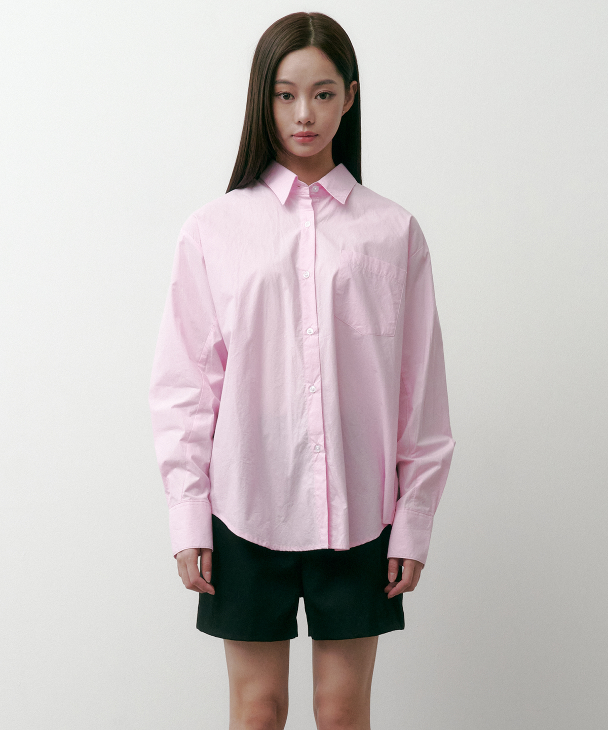 솔트앤초콜릿(SALT AND CHOCOLATE) SAC 로고 오버핏 포플린 셔츠 핑크 4W2417001