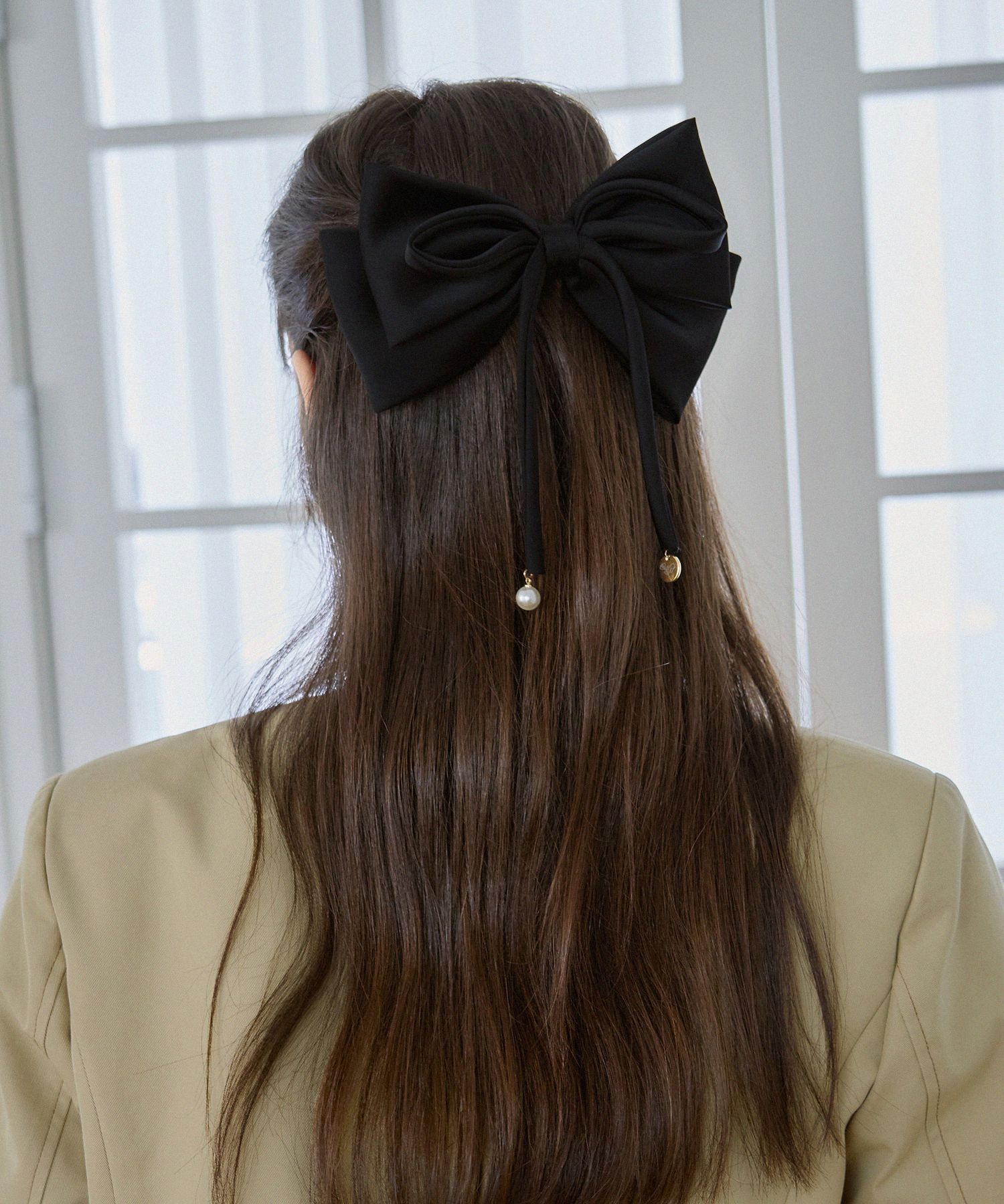 MUSINSA公式 | DRAWFIT WOMEN ダブルリボンパールヘアピン[ブラック]