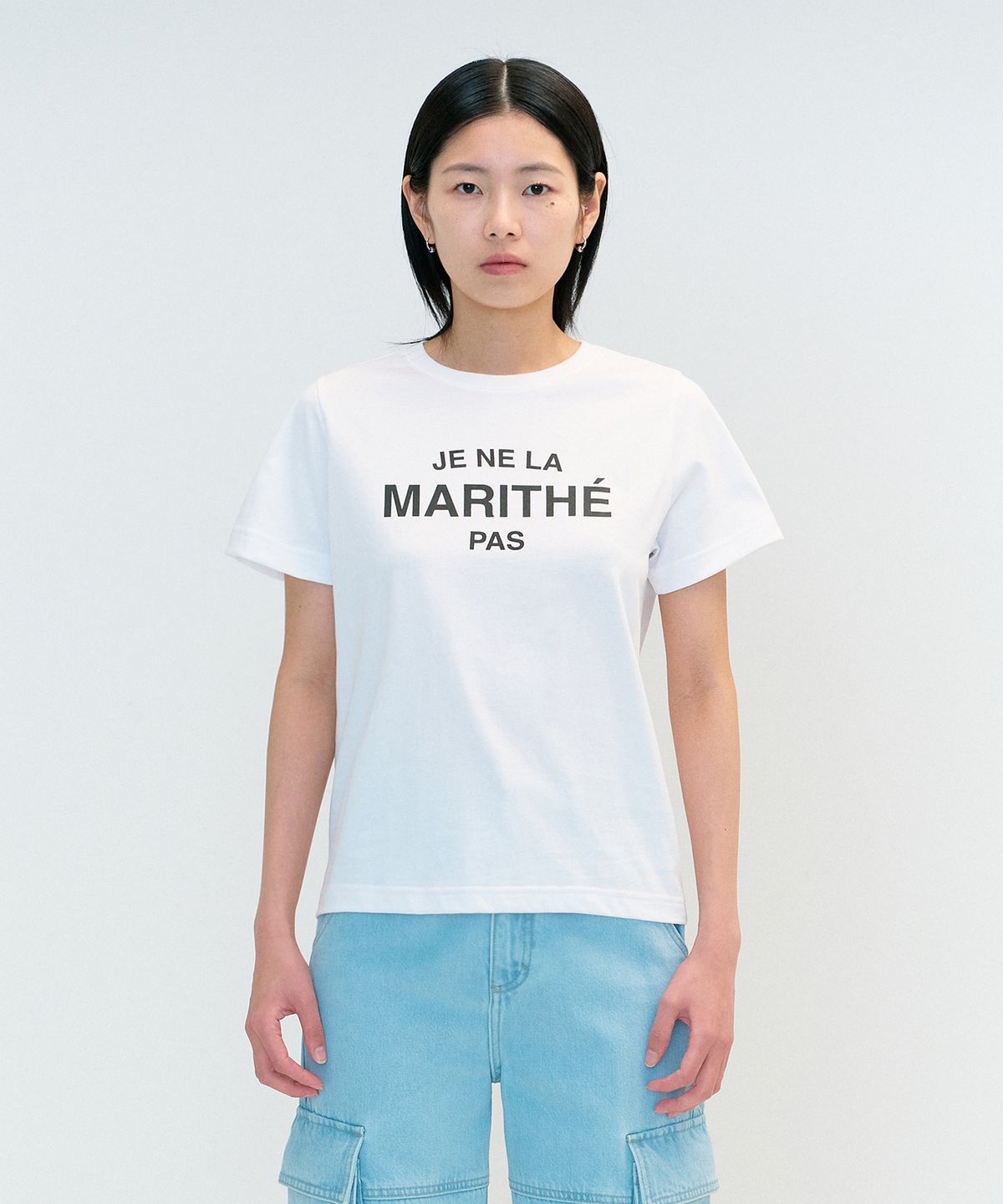 마리떼 프랑소와 저버(MARITHÉ + FRANҪOIS GIRBAUD) W JE NE LA LOGO TEE white