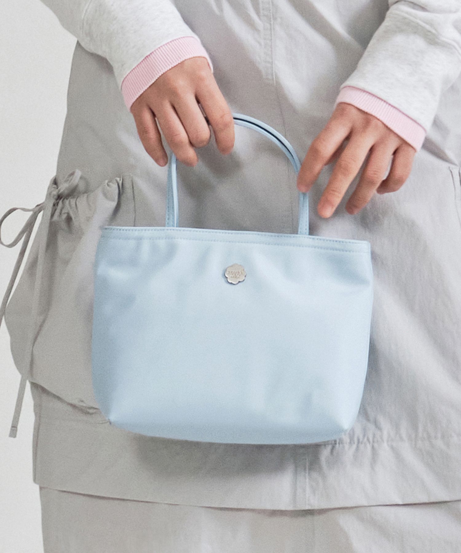 MUSINSA | COVERNAT WOMAN Clover Heart Shasha Mini Tote Bag