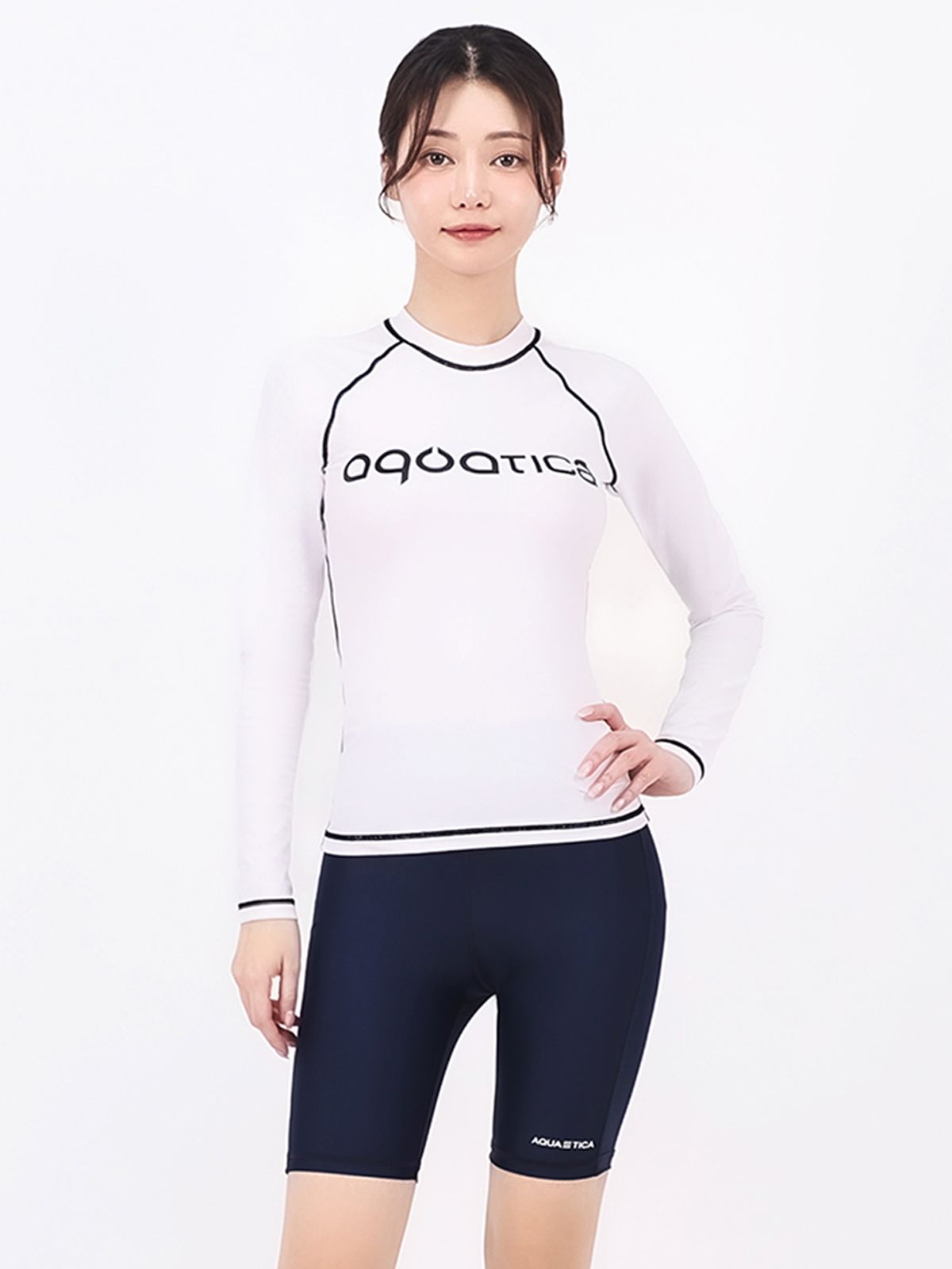 아쿠아티카(AQUATICA) 여성 래쉬가드 AQAWTS23004+하프레깅스 NV세트