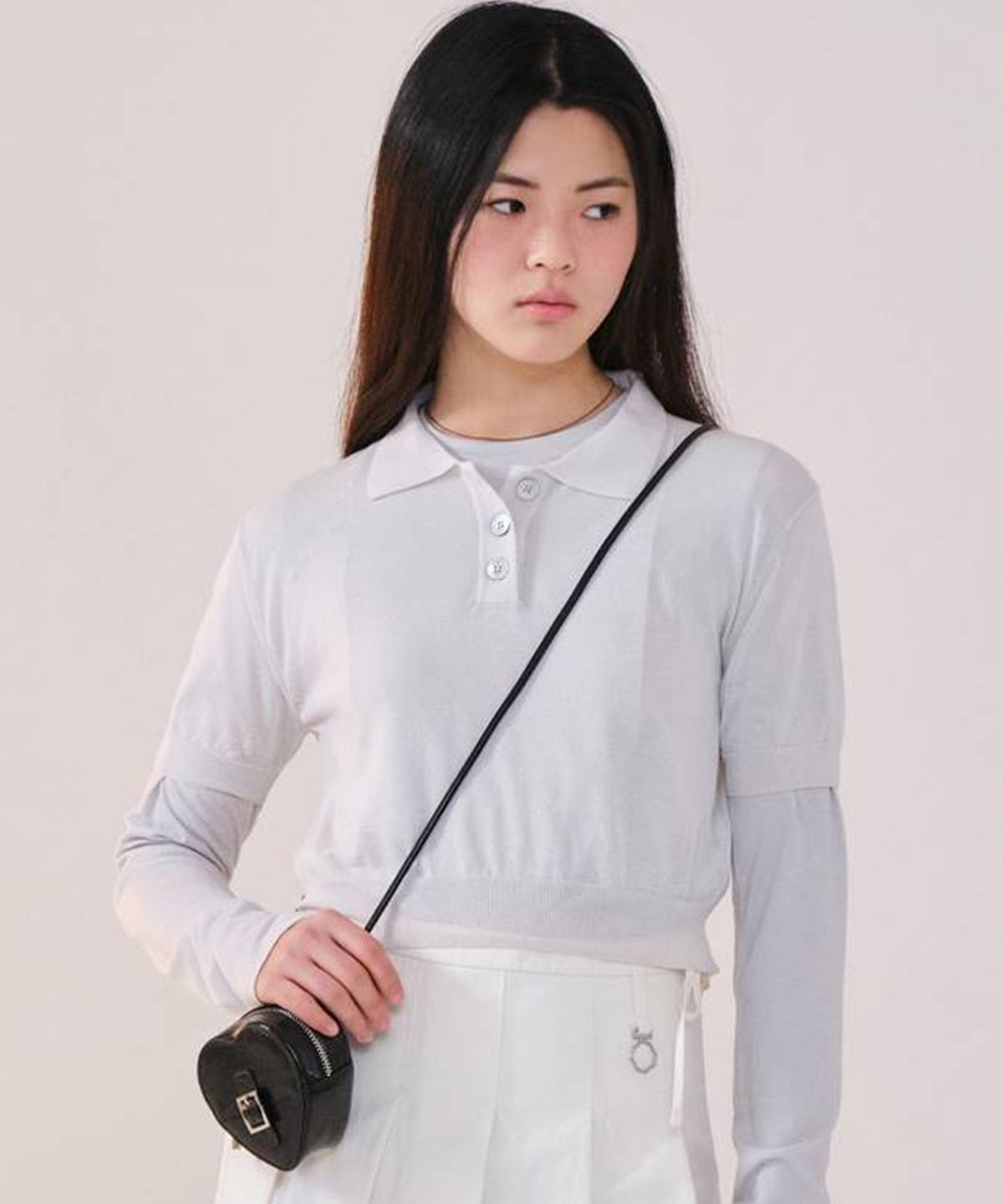 커버낫 우먼(COVERNAT WOMAN) 우먼 시어 카라 크롭 하프니트 Light Gray
