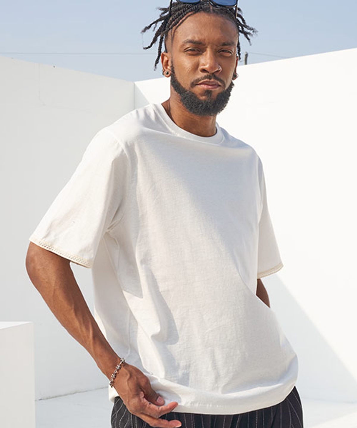 테네르(TENER) Sleeve Lace T-White