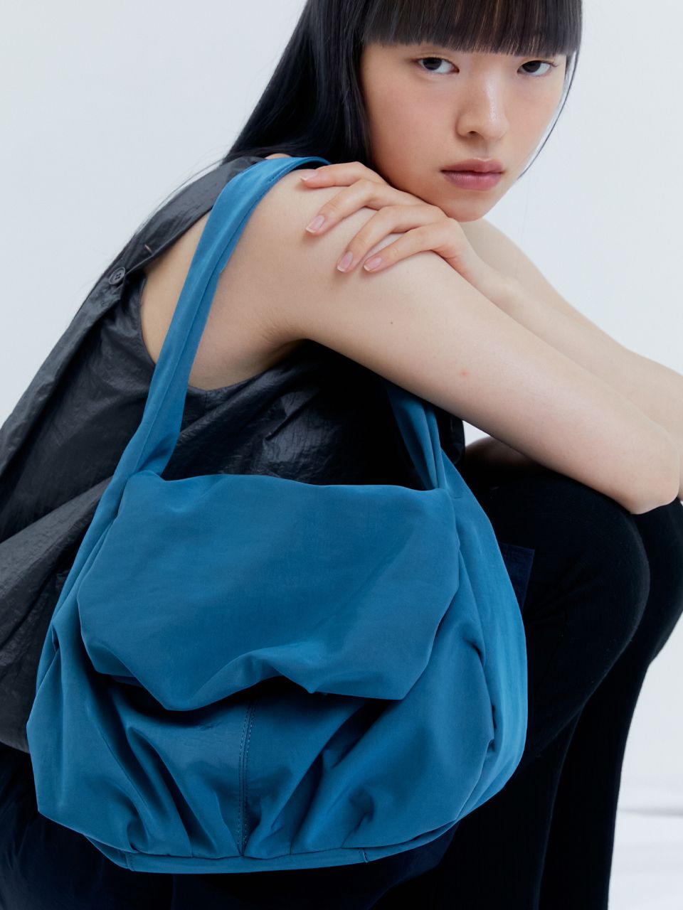 人気 ☆ACOC☆BLOOMING HOBO BAG MUSINSA | ACOC Blooming Hobo Bag_Deep blue
