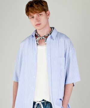 스트라이프 오버핏 반팔 셔츠 블루
