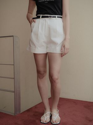 원턱 카브라 클래식 쇼츠_화이트