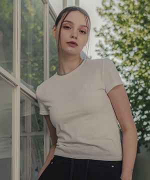 해피니스 로고 티셔츠_화이트