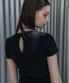 컷아웃 반소매티셔츠_블랙