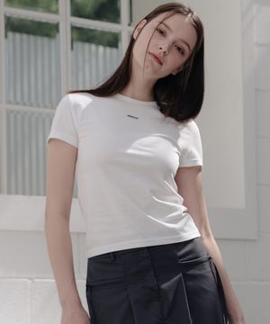 컷아웃 반소매티셔츠_화이트