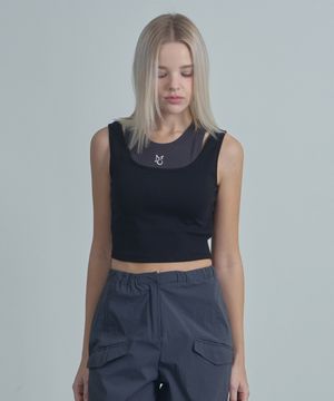 Double sleeveless top -black
