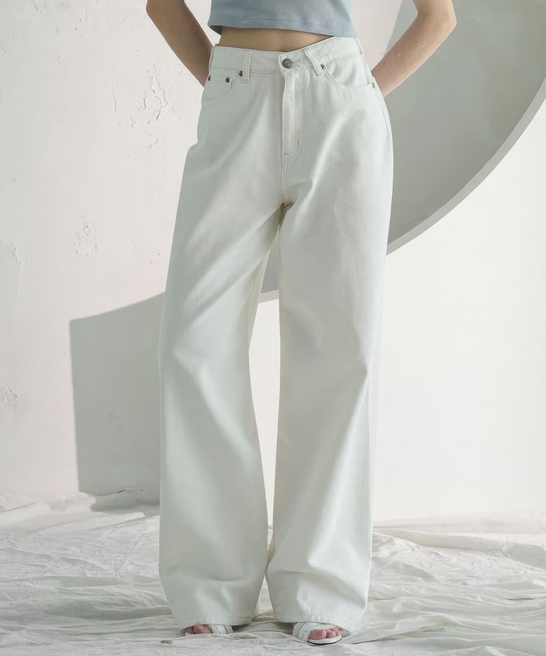 Minimal Straight Jeans WHITE
