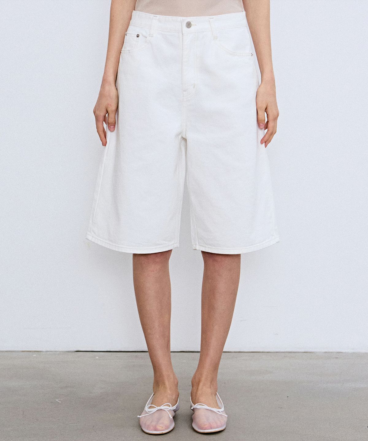 닉앤니콜(NICK&NICOLE) DENIM BERMUDA PANTS_IVORY