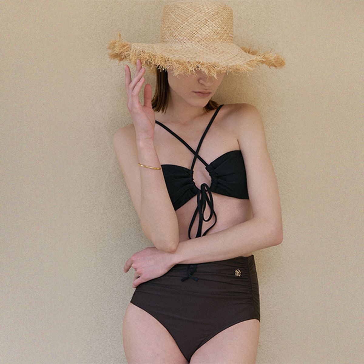 아틀리에 나인(ATELIER NAIN) SWAN BACK STRING SWIM BRA TOP BLACK(SW-809)