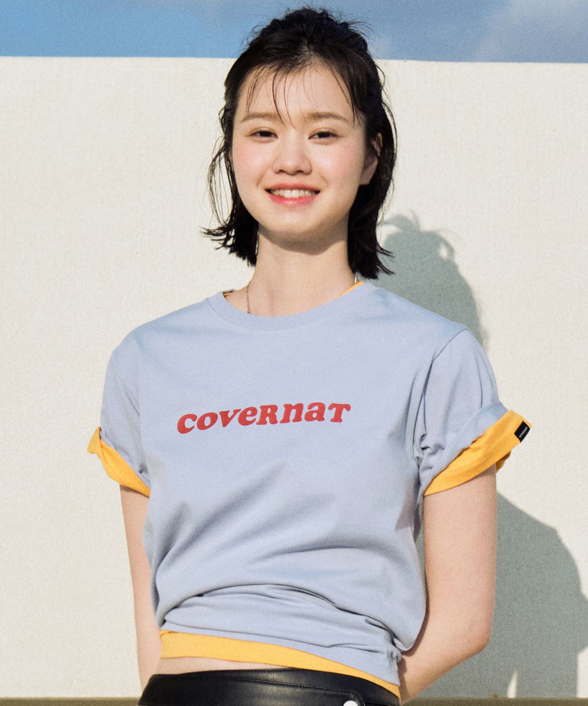 커버낫 우먼(COVERNAT WOMAN) 우먼 쿠퍼 로고 티셔츠 Blue