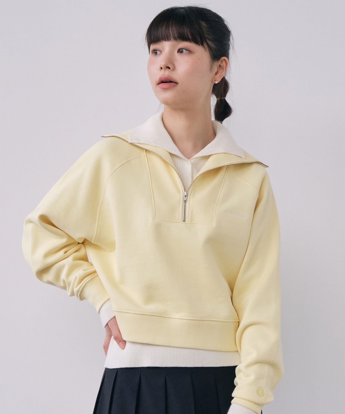 커버낫 우먼(COVERNAT WOMAN) 우먼 하프 집업 맨투맨 Yellow